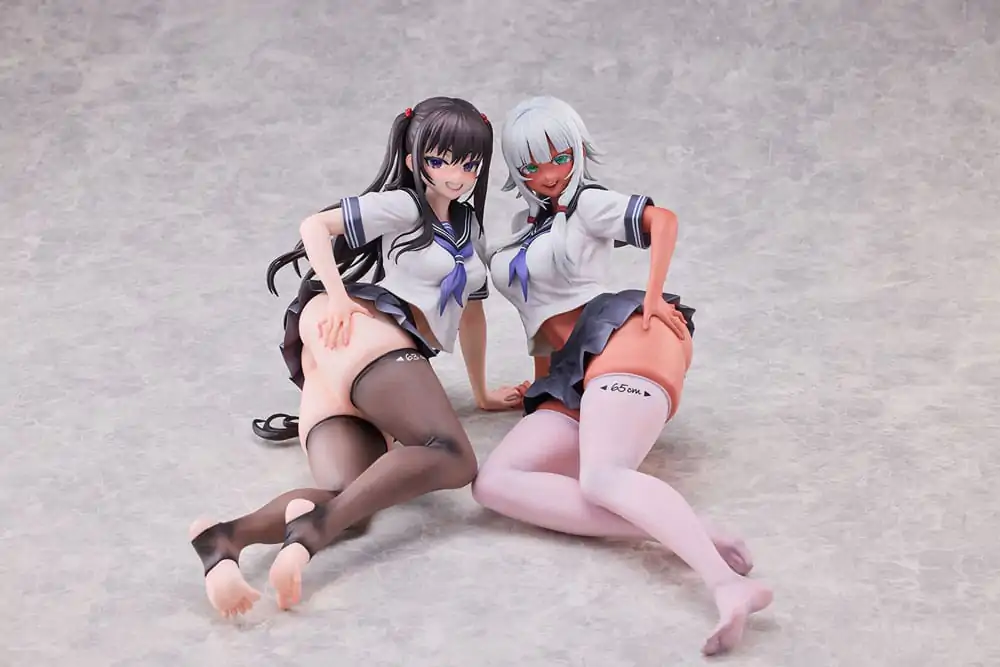 World Where the Thickness of a Girl's Thighs is Equal to Her Social Status Statui 1/5 Raura Aiza & Iroha Shishikura 14 cm poza produsului