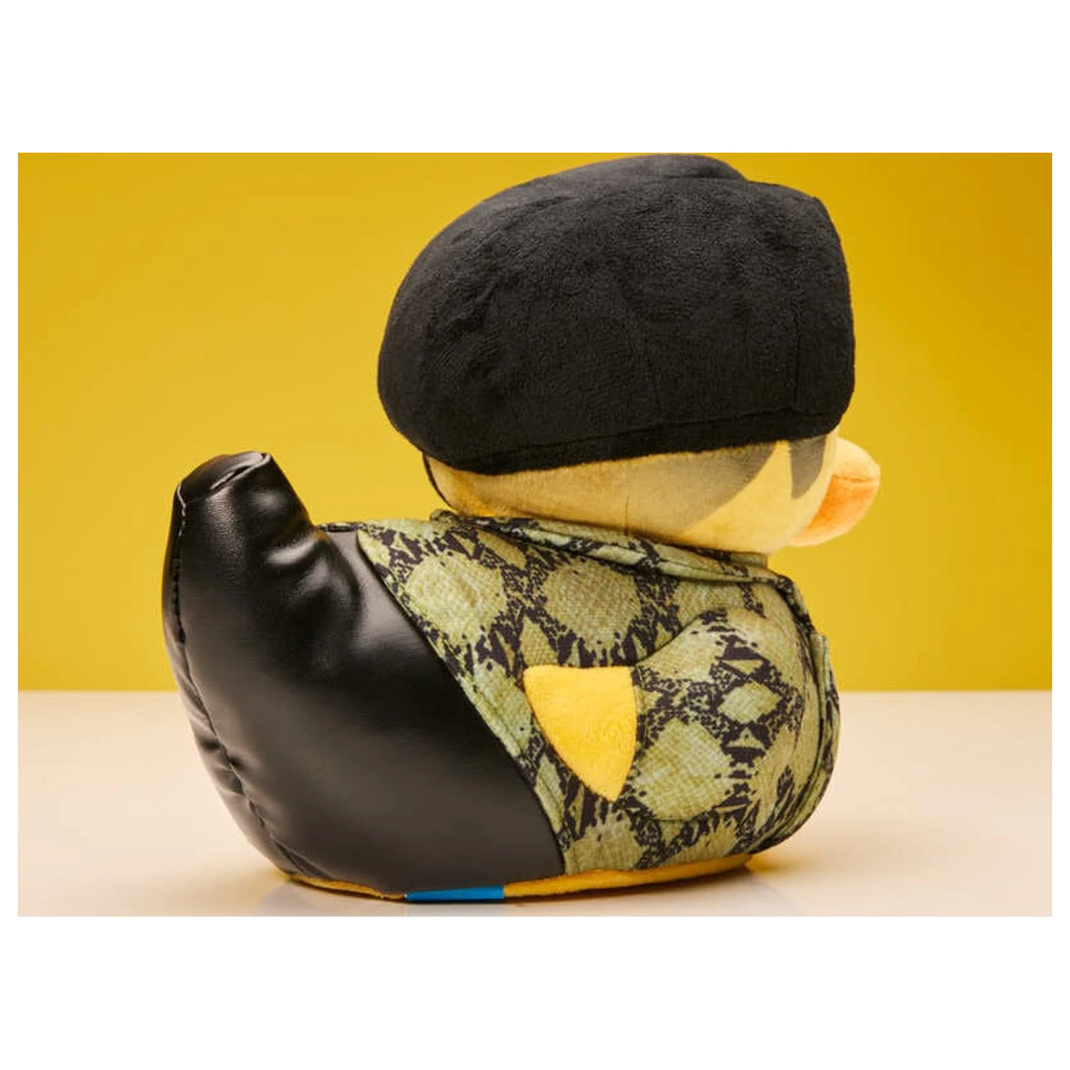 Yakuza Goro Majima jucarie de plus 23cm poza produsului