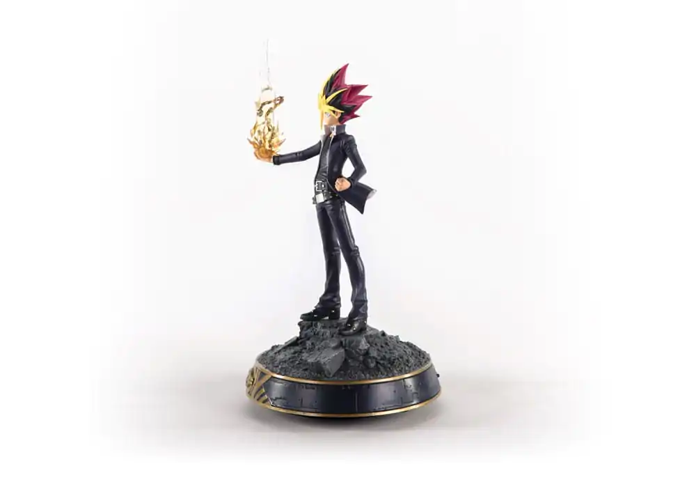 Yu-Gi-Oh! Statuie Yami Yugi 31 cm poza produsului