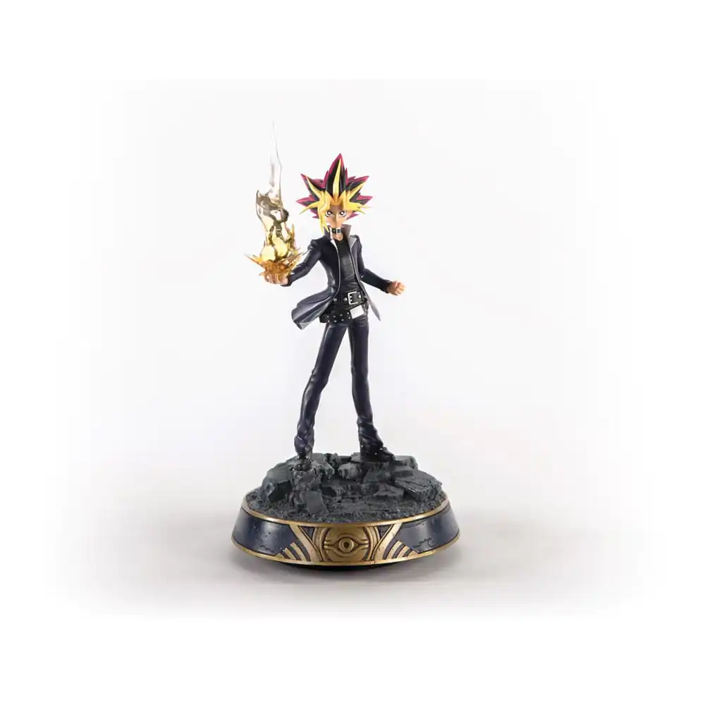 Yu-Gi-Oh! Statuie Yami Yugi 31 cm poza produsului