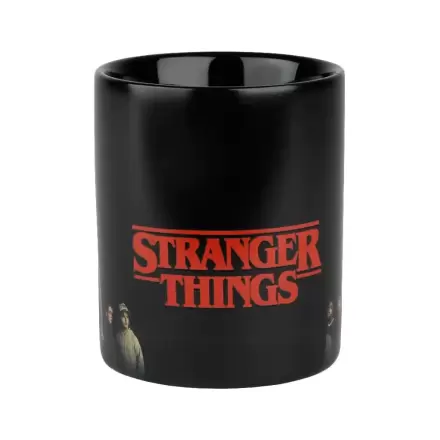 Stranger Things Cană cu schimbare de căldură Team 320 ml termékfotója